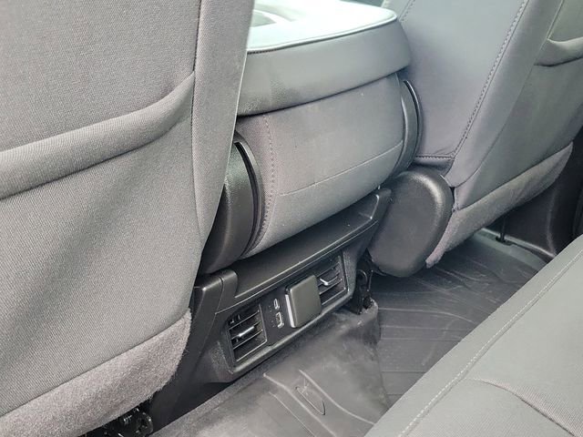 Used 2024 Chevrolet Silverado 1500 LT w/ Safety Package AWD/4WD image 9