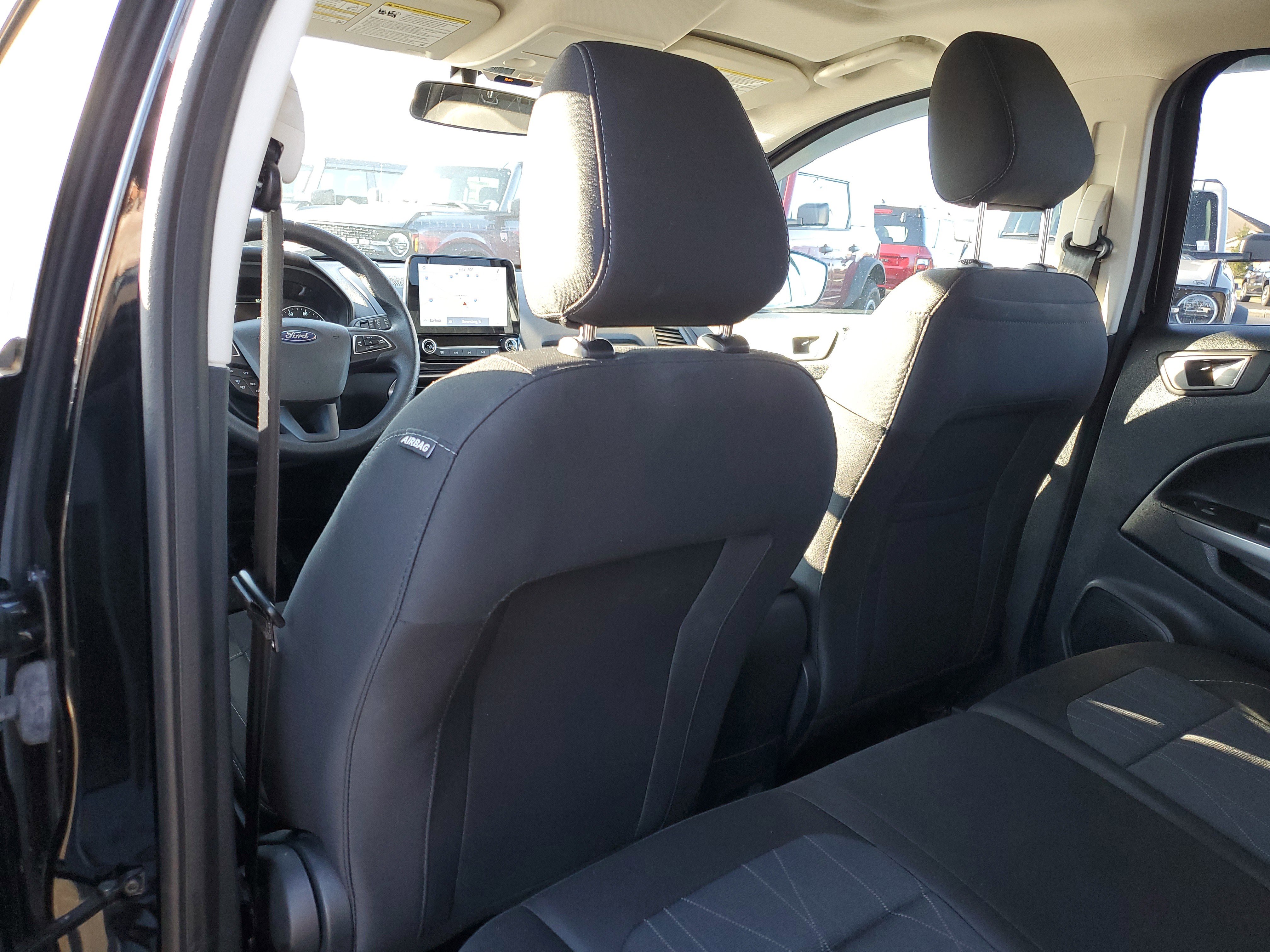 Used 2022 Ford EcoSport SE w/ SE Convenience Package image 12