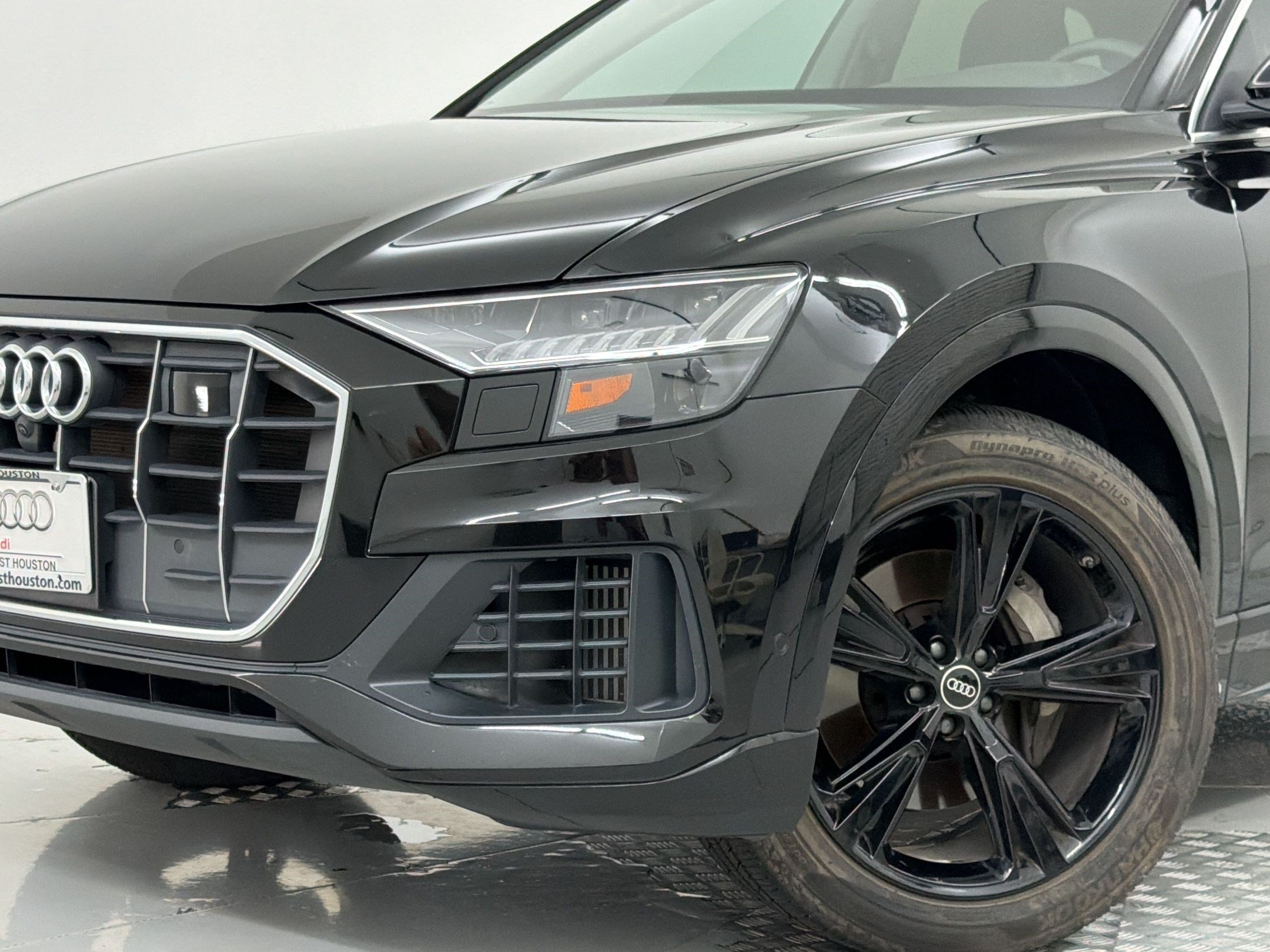 Used 2023 Audi Q8 Premium Plus w/ Premium Plus Package AWD/4WD image 11