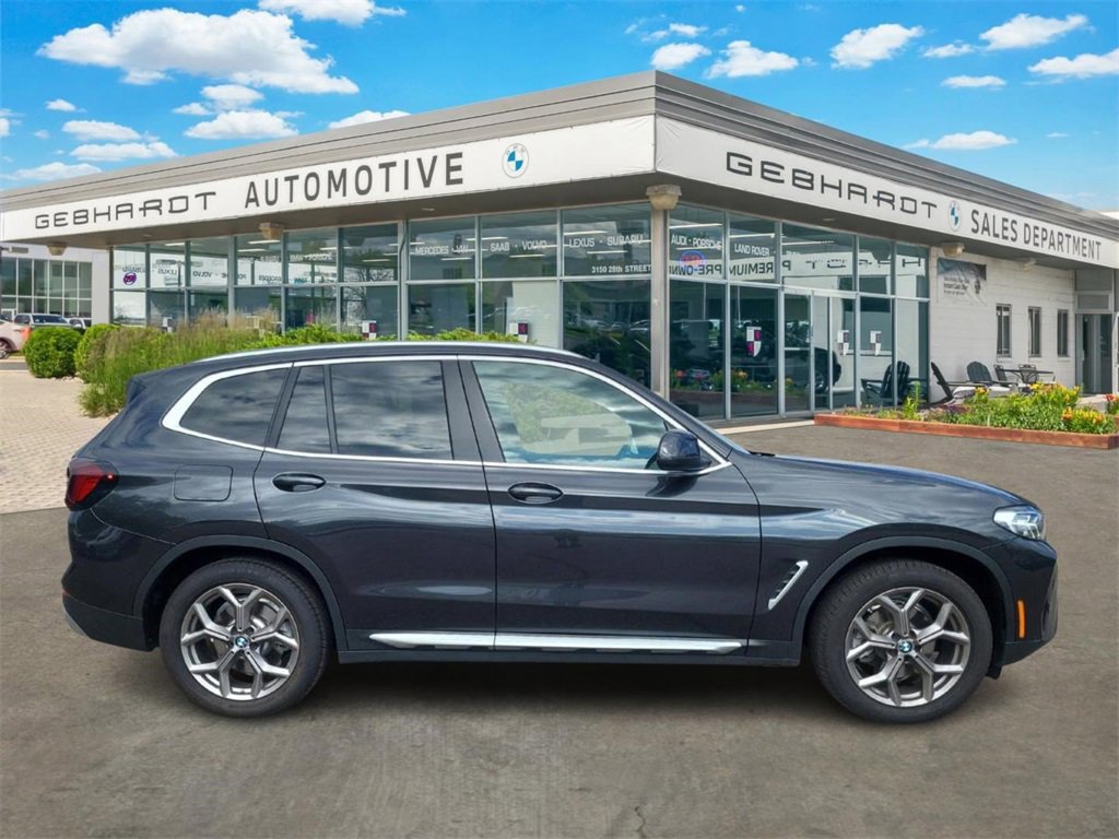 Used 2022 BMW X3 xDrive30i w/ Premium Package 2 image 4