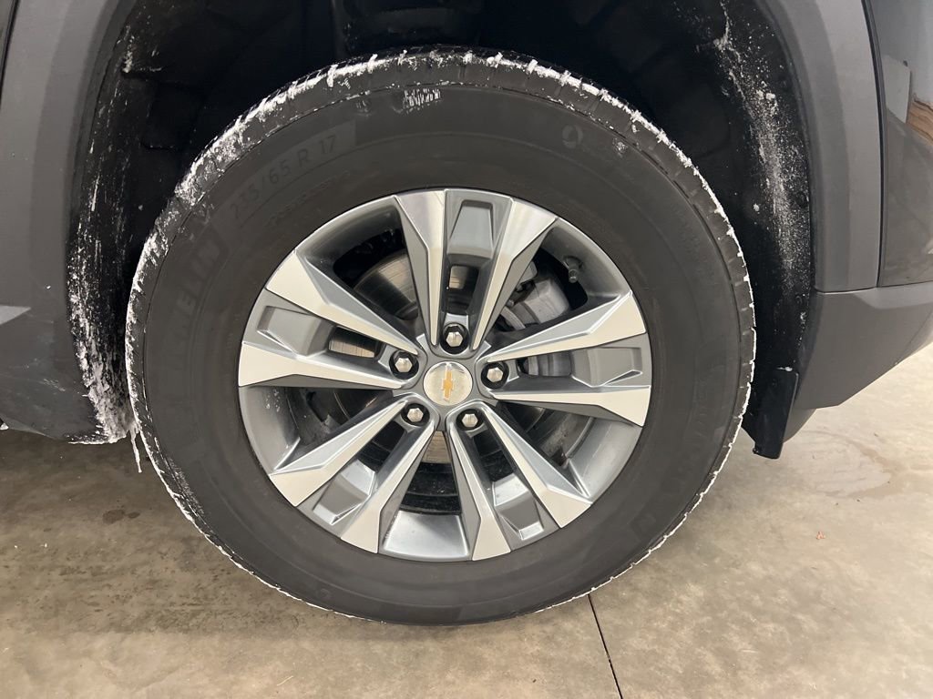 Certified 2025 Chevrolet Equinox LT image 19