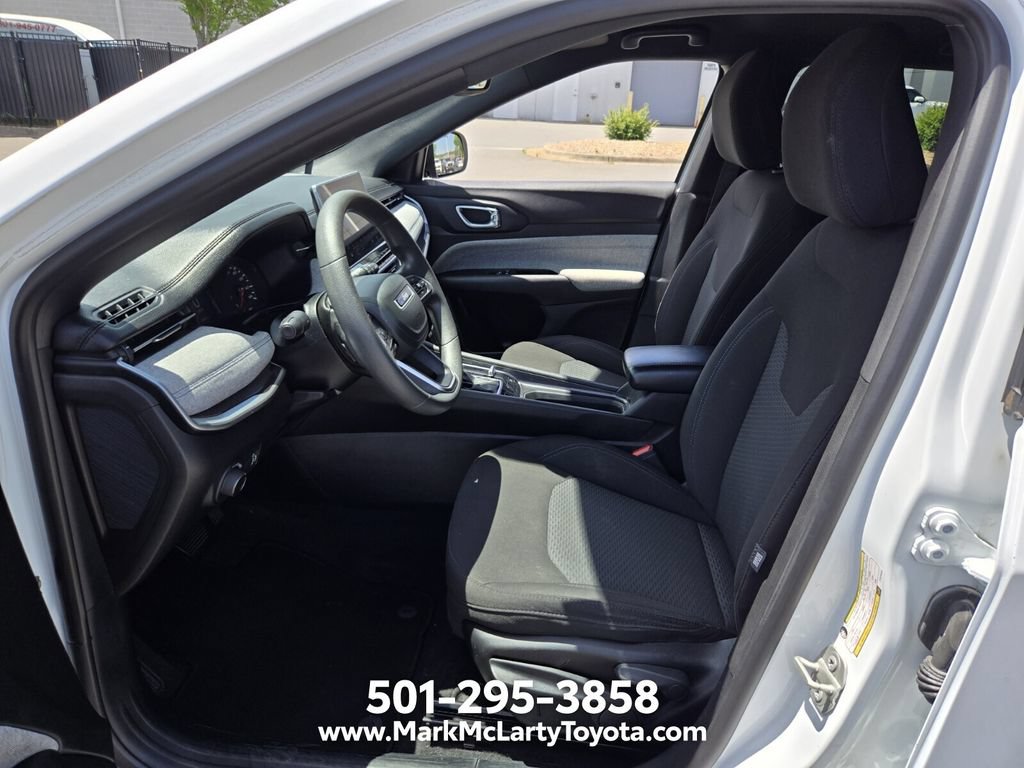 Used 2023 Jeep Compass Sport AWD/4WD image 10