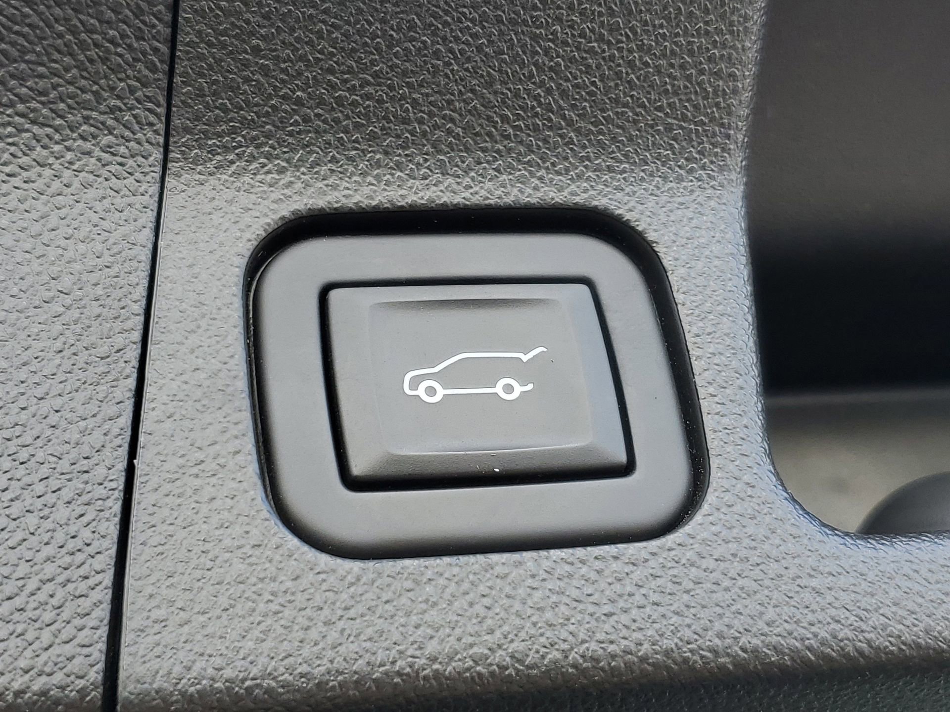 Used 2023 GMC Acadia AT4 w/ LPO, Floor Liner Package image 10