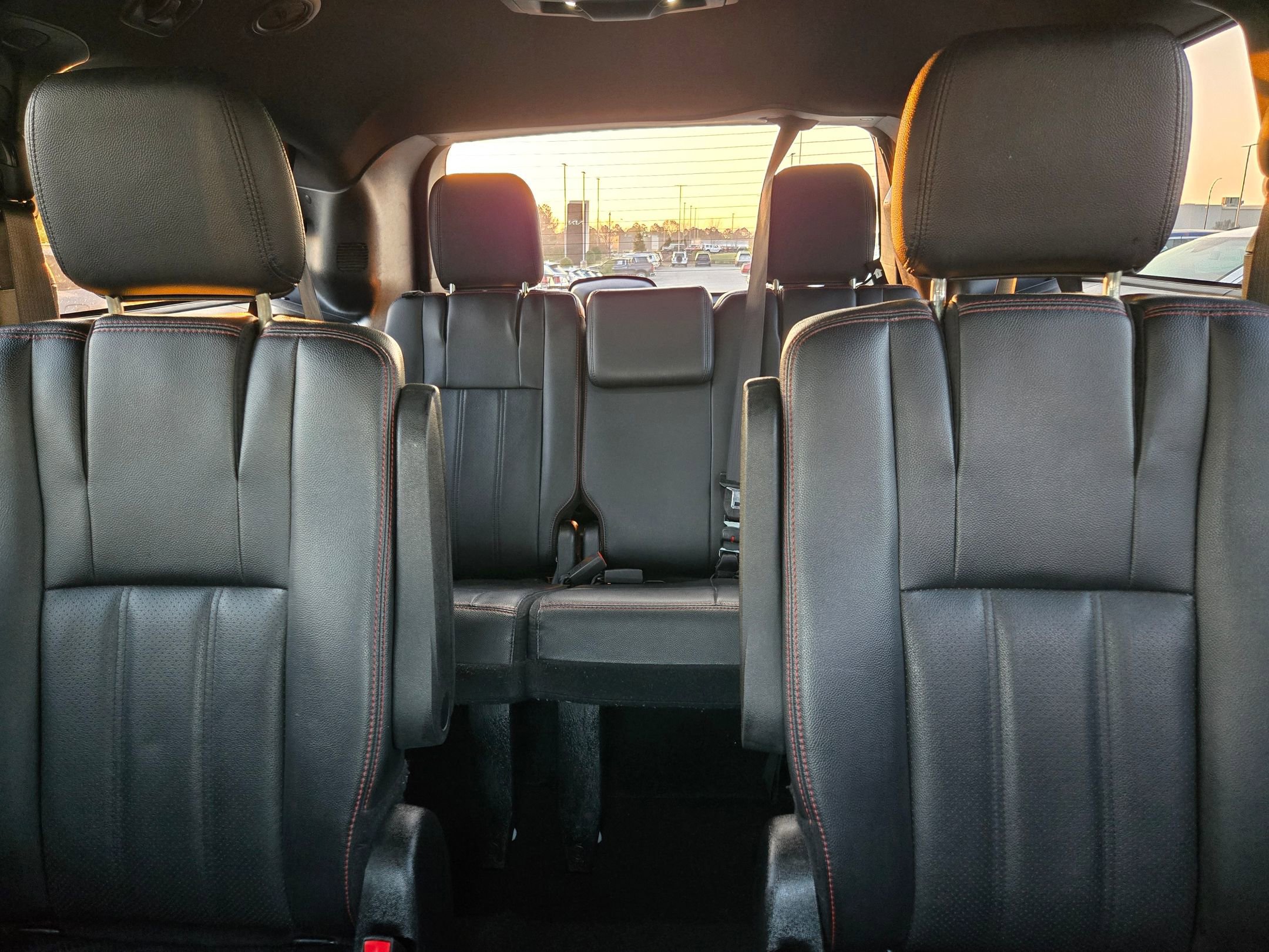 Used 2019 Dodge Grand Caravan GT FWD image 13
