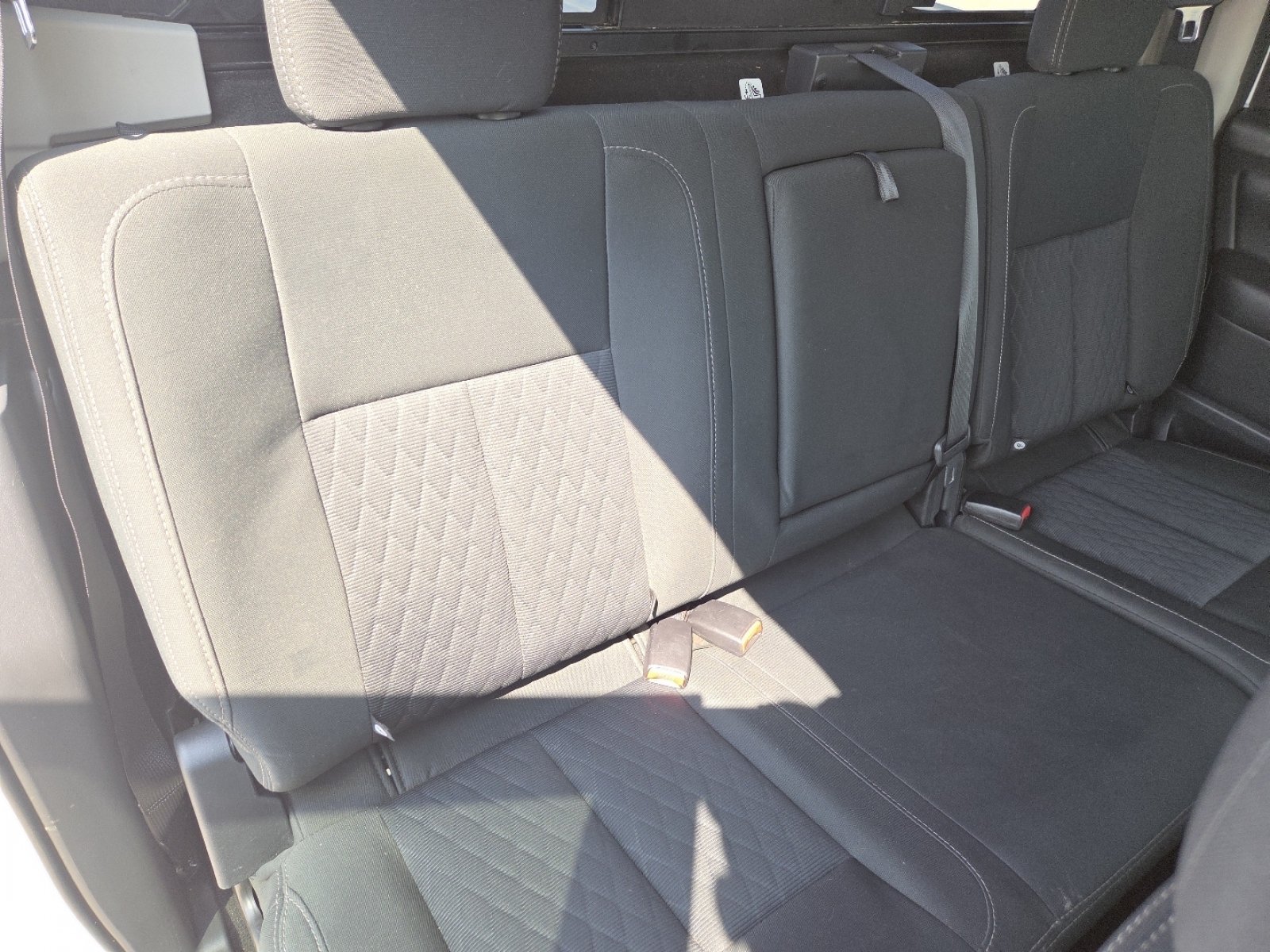 Used 2017 Nissan Titan SV AWD/4WD image 21