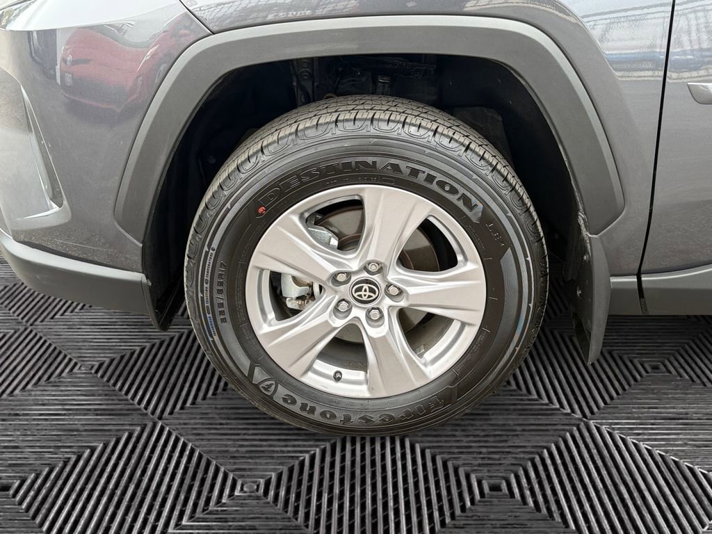 Certified 2025 Toyota RAV4 XLE w/ Convenience Package AWD/4WD image 14