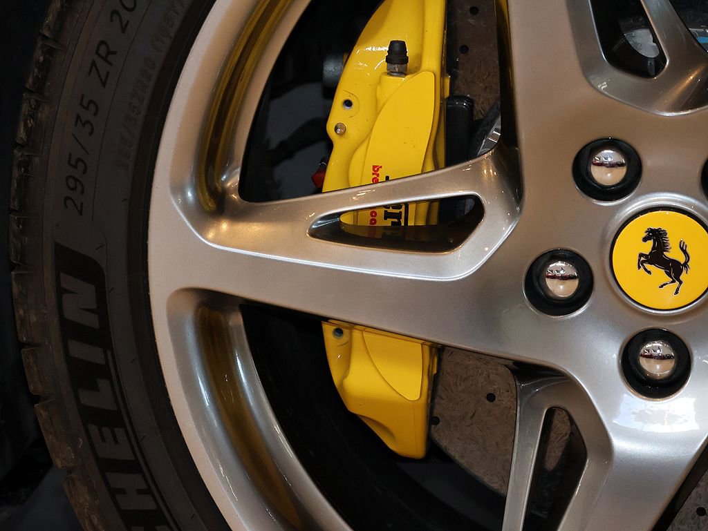 Certified 2013 Ferrari 458 Spider image 58