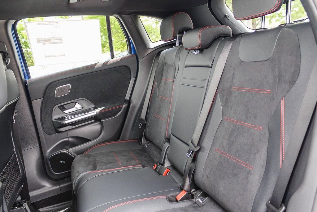 Used 2024 Mercedes-Benz GLA 250 4MATIC image 30