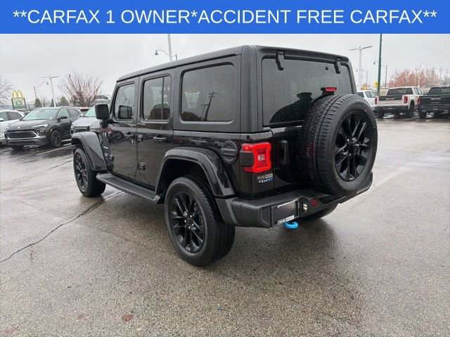 Used 2023 Jeep Wrangler Unlimited Sahara w/ Cold Weather Group image 9