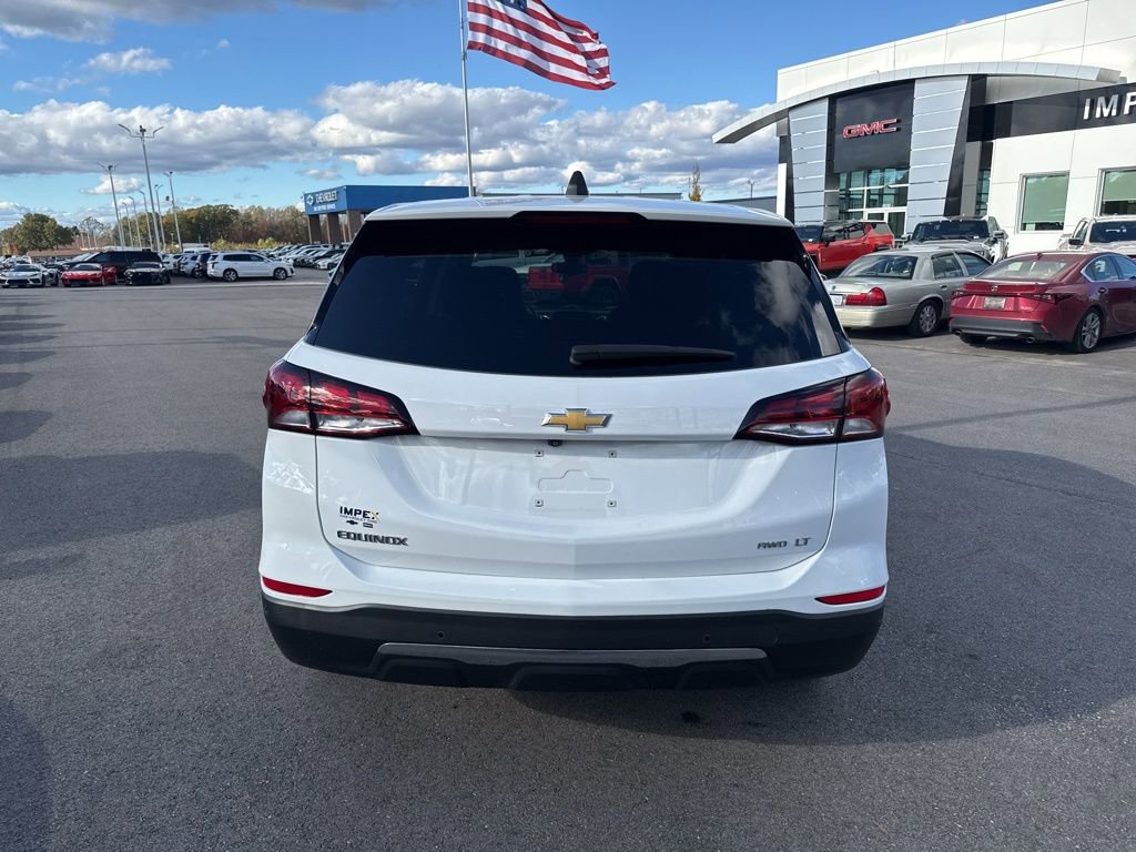 Used 2024 Chevrolet Equinox LT AWD/4WD image 4