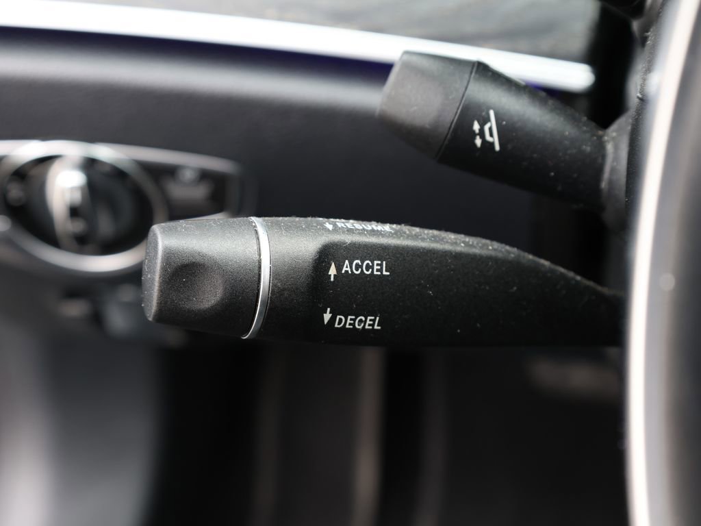 Used 2018 Mercedes-Benz E 400 E 400 image 40