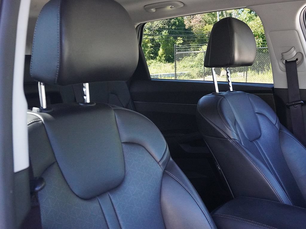Used 2023 Kia Sorento S w/ Panoramic Sunroof Package AWD/4WD image 31