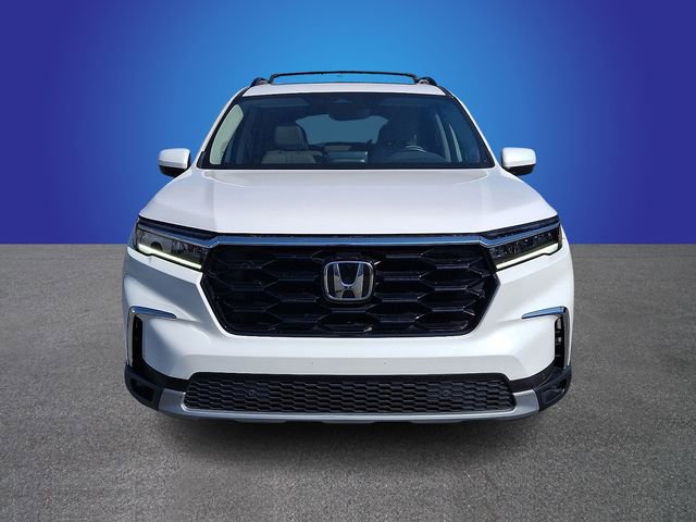 Used 2023 Honda Pilot Touring image 2