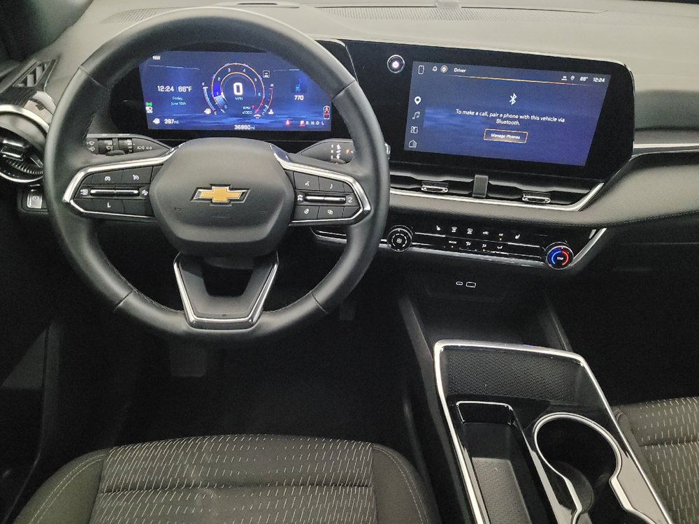 Used 2025 Chevrolet Equinox LT FWD image 22