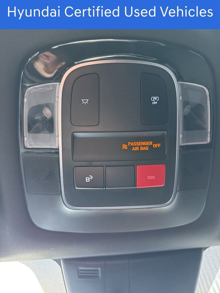 Certified 2025 Hyundai Santa Cruz SE image 32