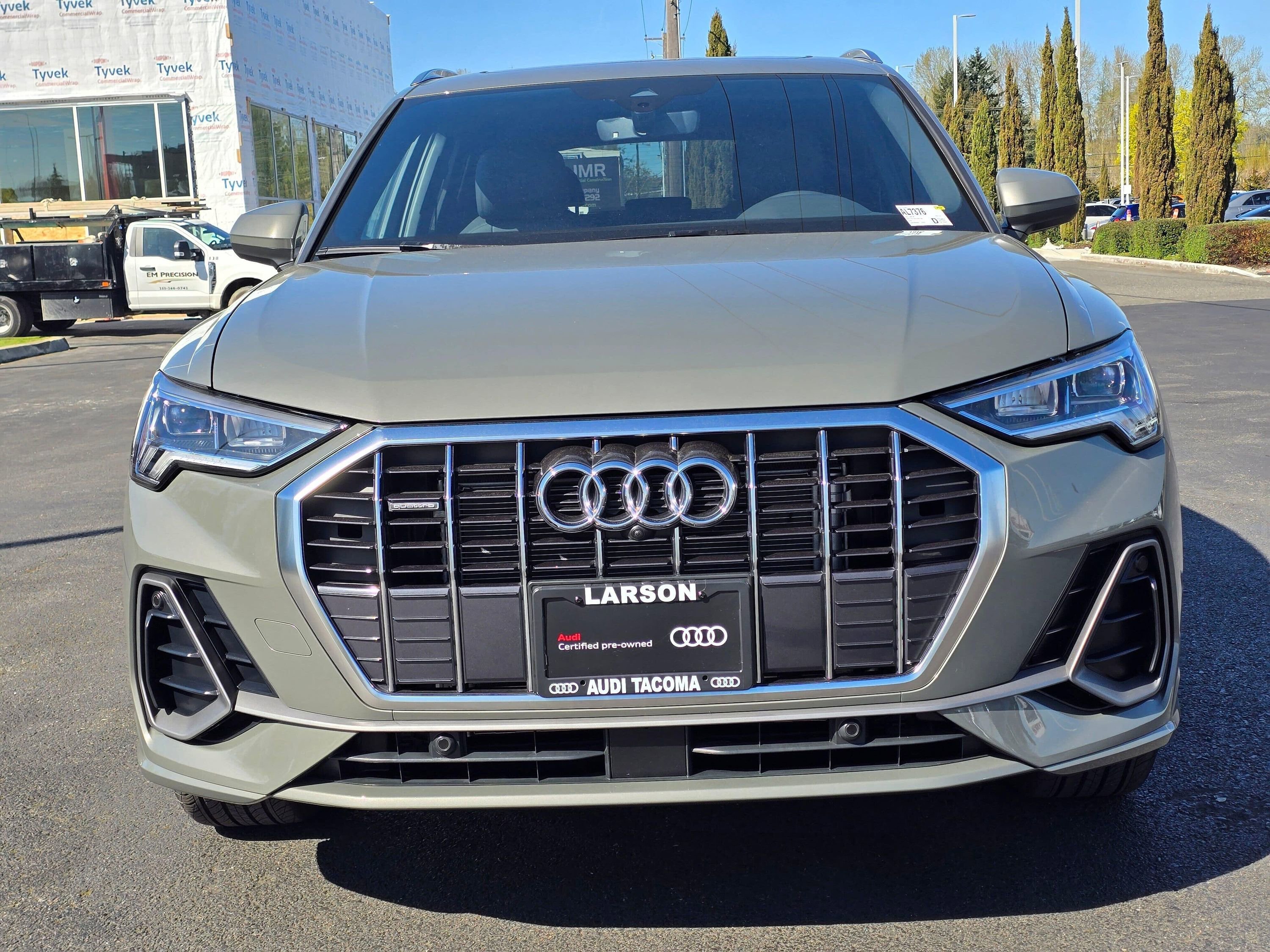 Certified 2025 Audi Q3 2.0T Premium Plus w/ Premium Plus Package AWD/4WD image 8