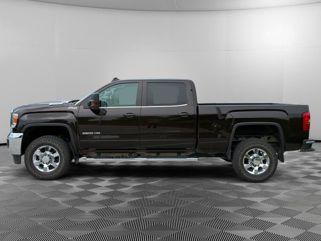 Used 2018 GMC Sierra 2500 SLE AWD/4WD image 2