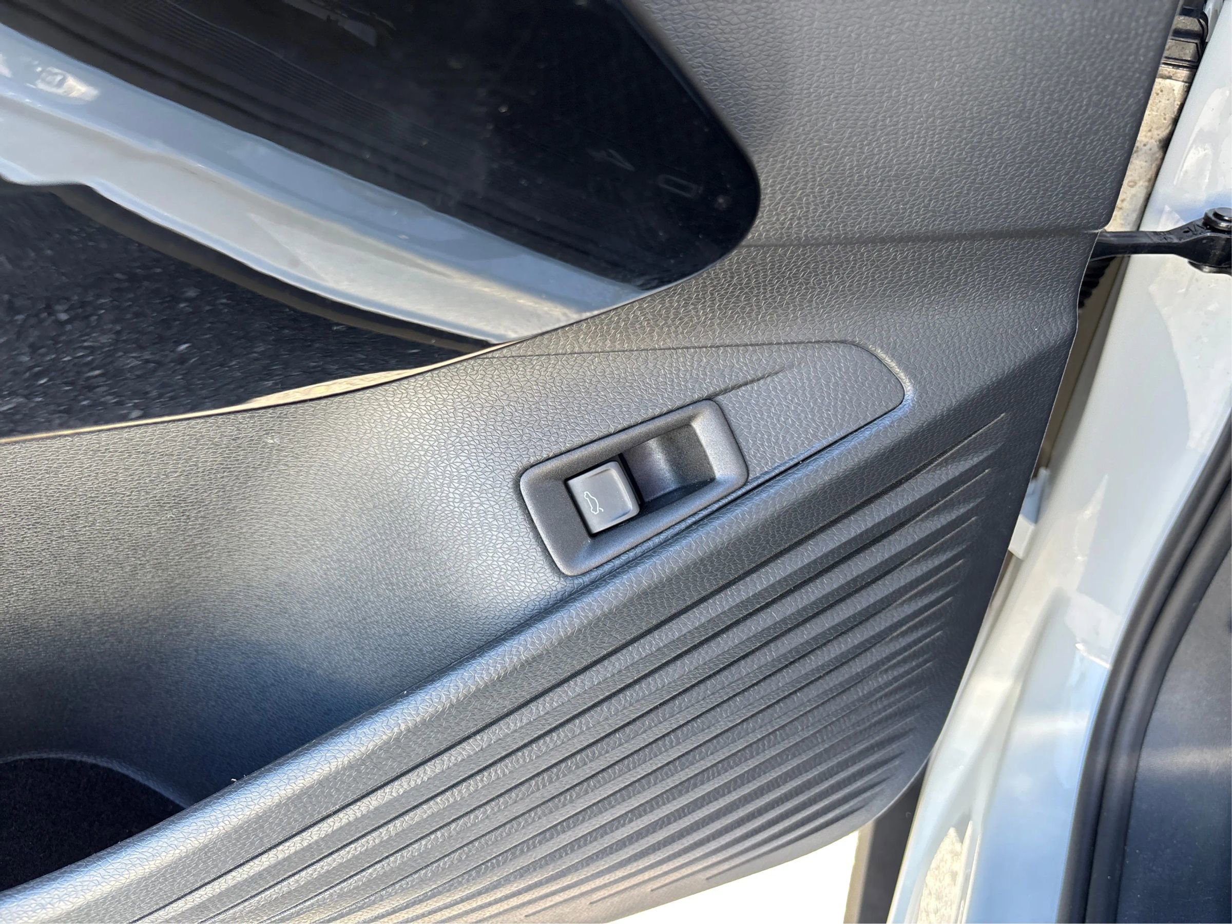 Used 2022 Volkswagen ID.4 Pro S w/ Gradient Package image 50