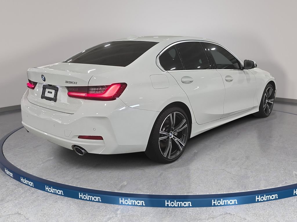 Certified 2024 BMW 330i Sedan w/ Convenience Package RWD image 5