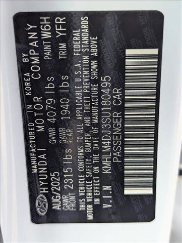 New 2025 Hyundai Elantra SEL image 17