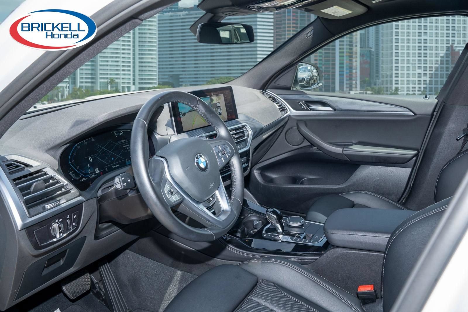 Used 2025 BMW X4 xDrive30i AWD/4WD image 15