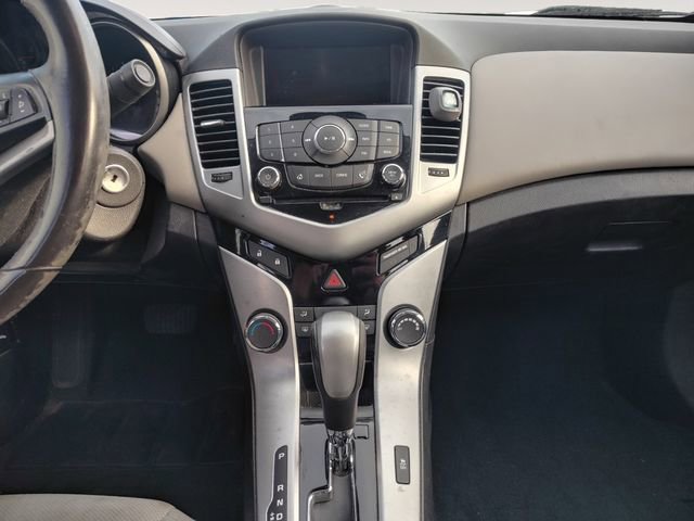 Used 2014 Chevrolet Cruze LT FWD image 11
