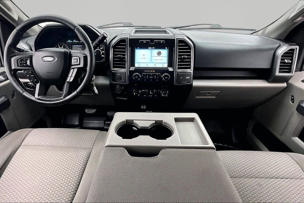Used 2017 Ford F150 XLT w/ Equipment Group 302A Luxury AWD/4WD image 16
