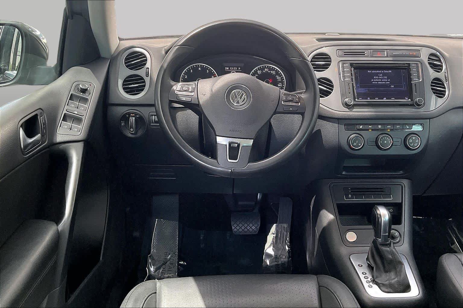 Used 2016 Volkswagen Tiguan SE FWD image 6