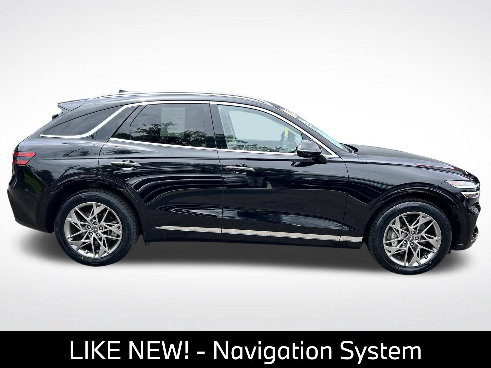 Used 2024 Genesis GV70 2.5T w/ Select Package AWD/4WD image 11