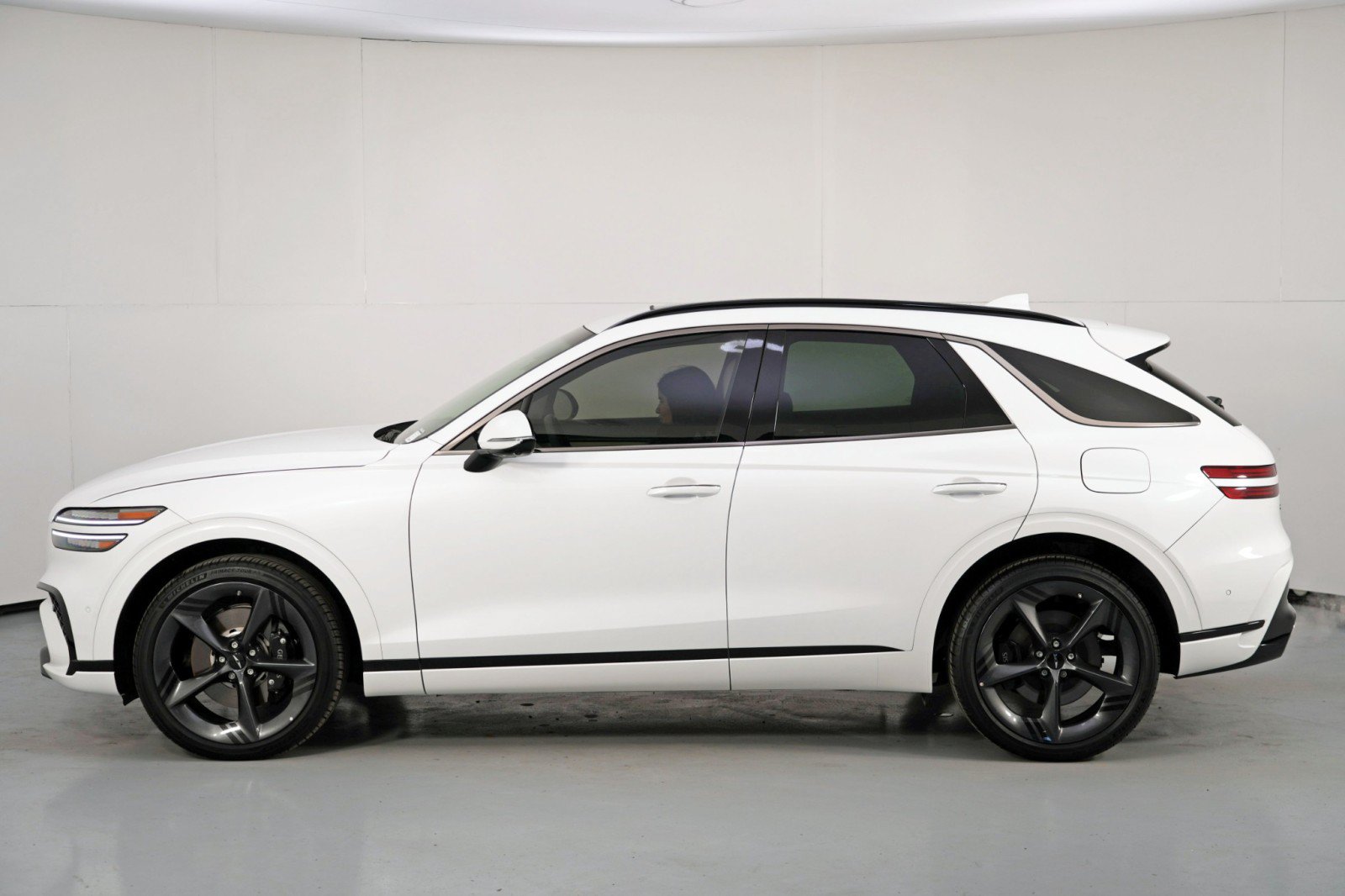 Used 2026 Genesis GV70 3.5T Sport Prestige AWD/4WD image 57