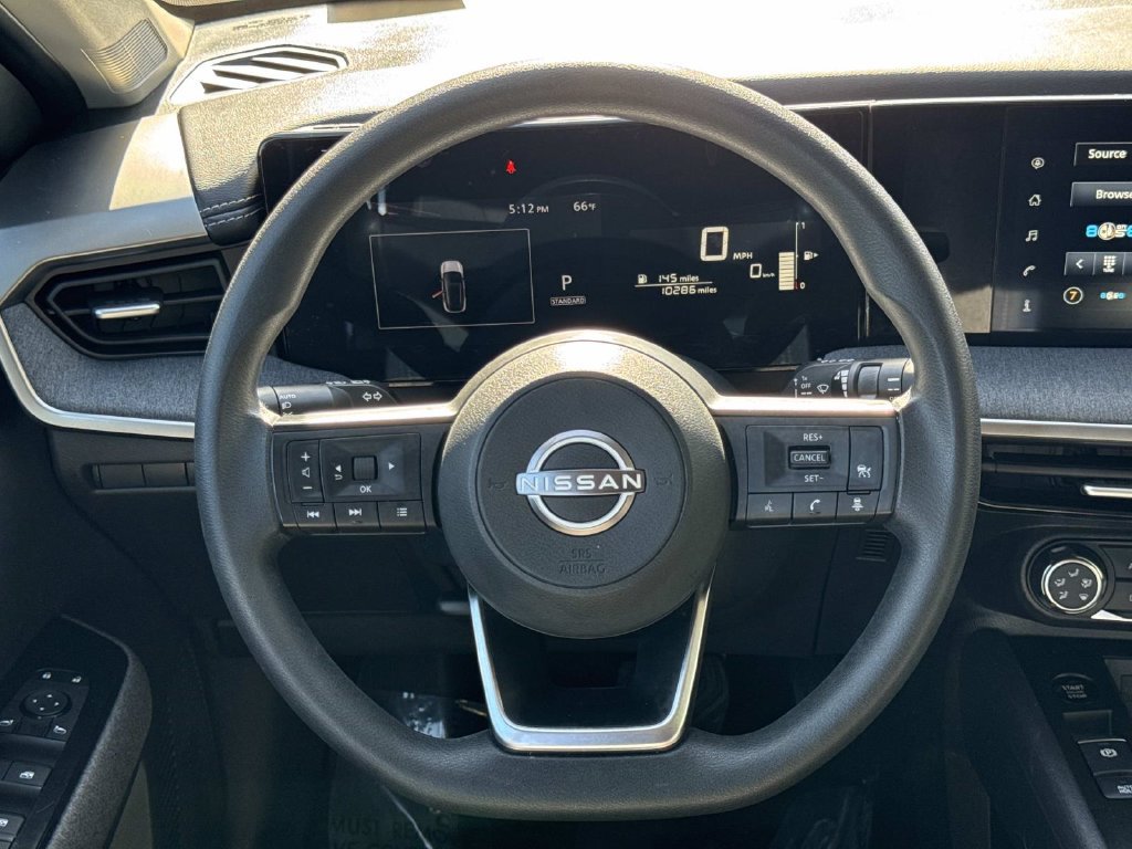 Used 2025 Nissan Kicks SV FWD image 10
