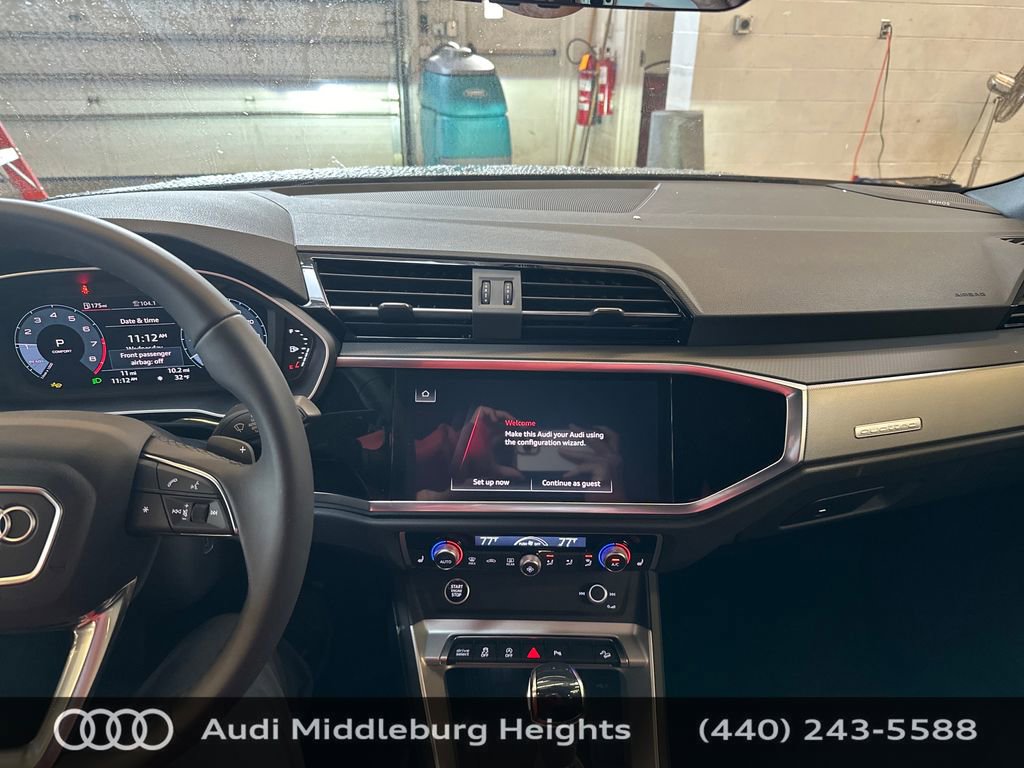 New 2025 Audi Q3 2.0T Premium image 13