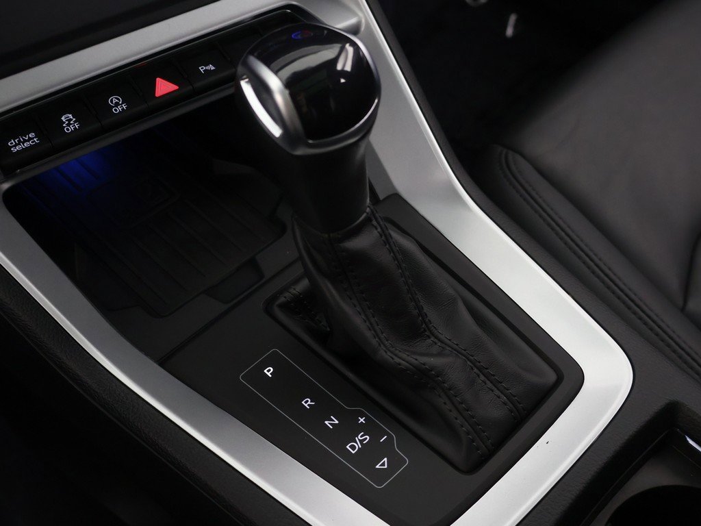 Used 2023 Audi Q3 2.0T Premium Plus w/ Premium Plus Package image 55