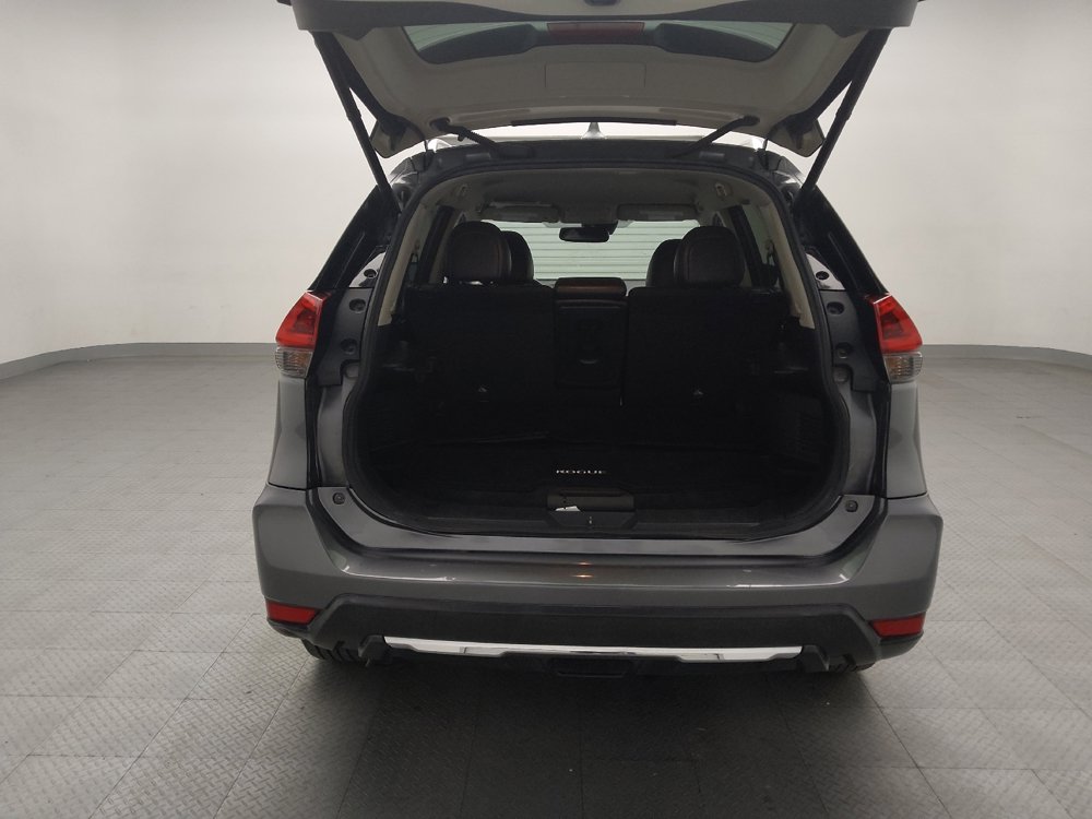 Used 2018 Nissan Rogue SL FWD image 29