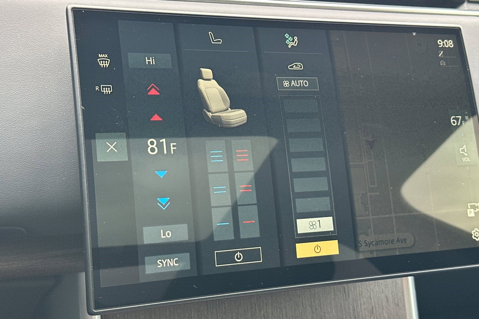 Used 2024 Land Rover Range Rover SE image 23