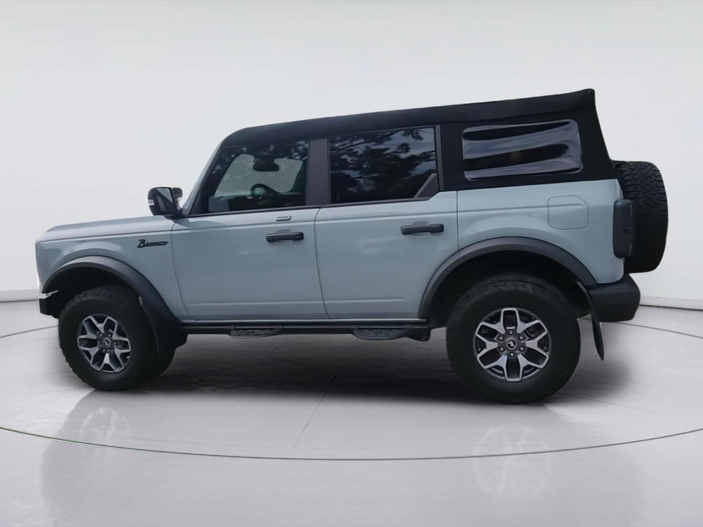 Used 2023 Ford Bronco Badlands AWD/4WD image 6