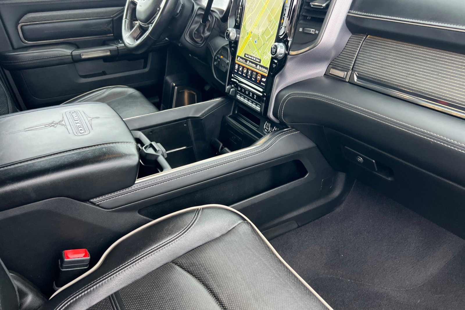 Used 2021 RAM 3500 Limited image 15