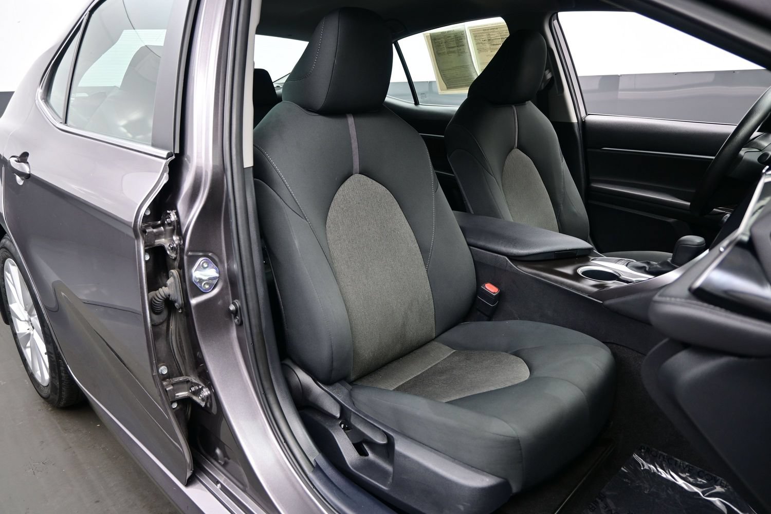 Used 2023 Toyota Camry LE w/ Protection Package (Q2) (TMS) FWD image 14