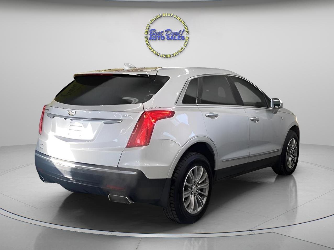 Used 2019 Cadillac XT5 Luxury AWD/4WD image 5