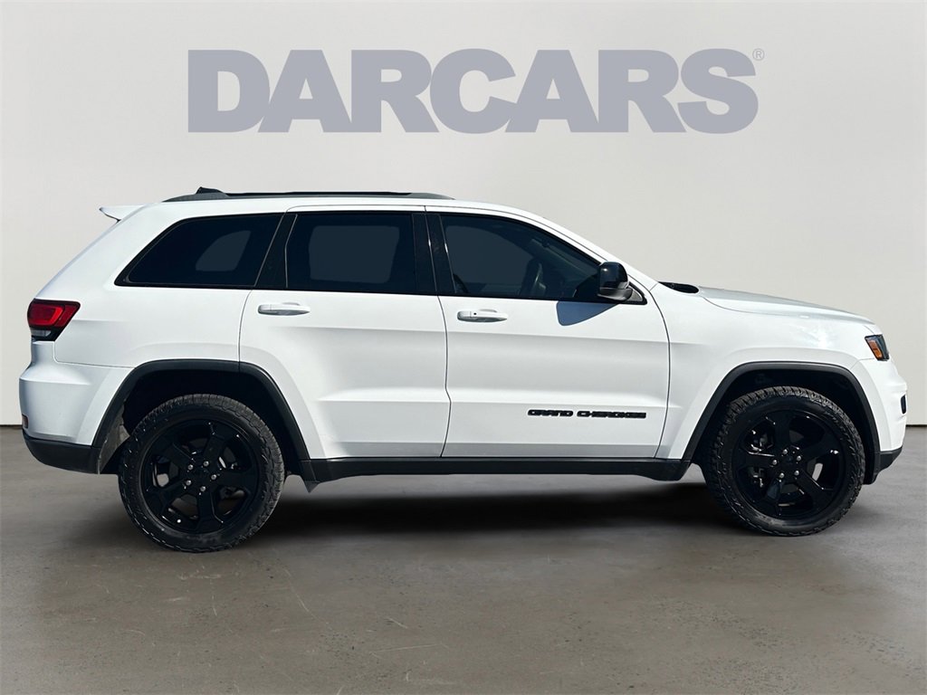 Used 2018 Jeep Grand Cherokee Laredo image 8