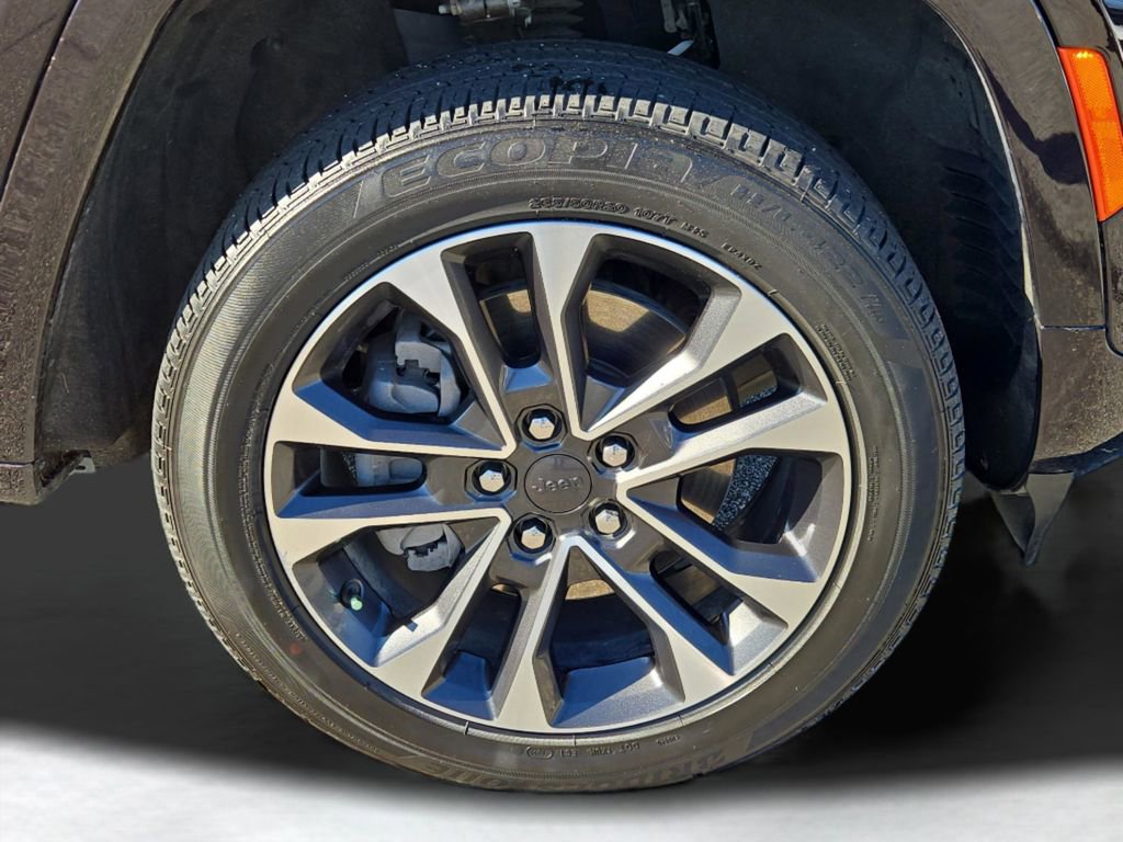 Used 2022 Jeep Grand Cherokee Overland image 6