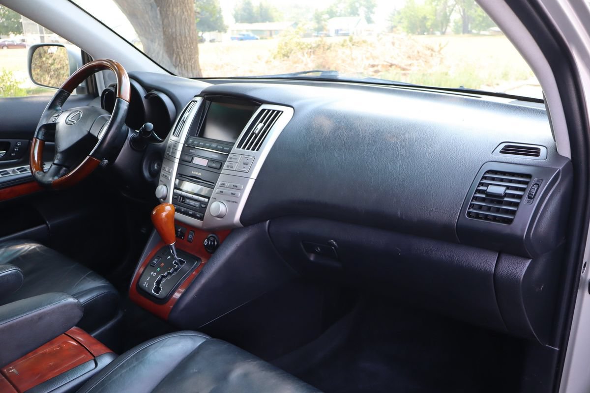 Used 2004 Lexus RX 330 AWD w/ Premium Plus Pkg image 17