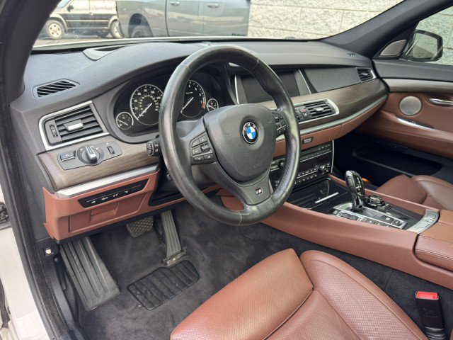Used 2013 BMW 550i Gran Turismo xDrive AWD/4WD image 6