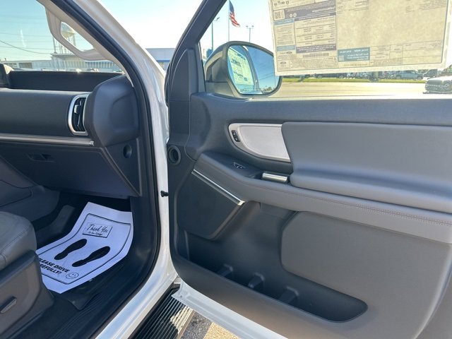 New 2025 Ford Expedition Max Active image 11