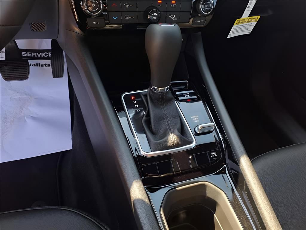 New 2026 Jeep Compass Latitude AWD/4WD image 9