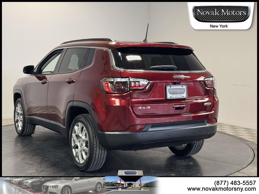 Used 2022 Jeep Compass Latitude image 7