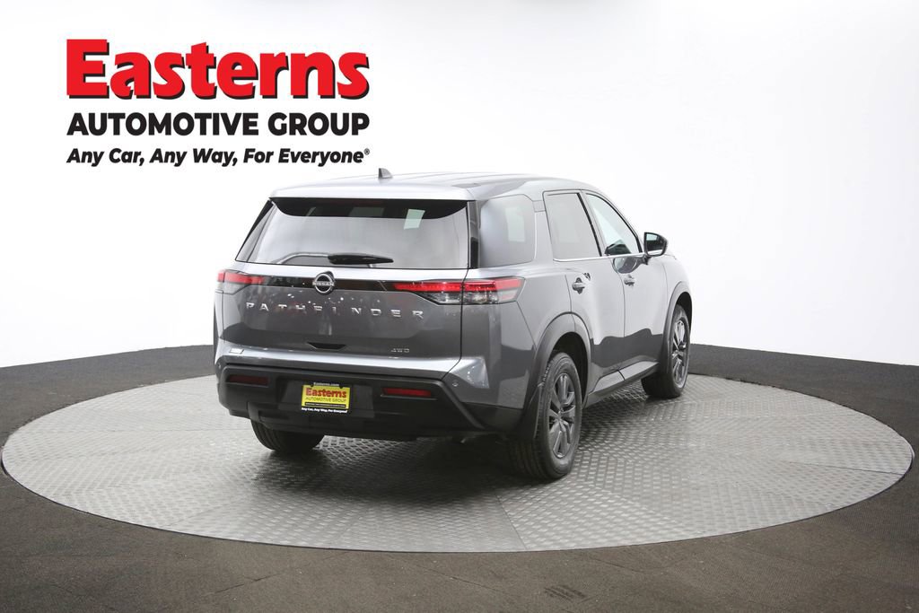 Used 2024 Nissan Pathfinder S AWD/4WD image 39