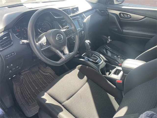 Used 2022 Nissan Rogue Sport S image 4