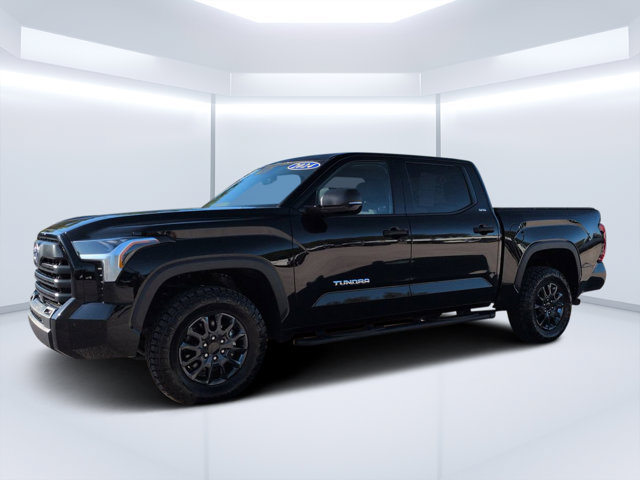 Used 2024 Toyota Tundra SR5 w/ SR5 Convenience Package AWD/4WD image 7