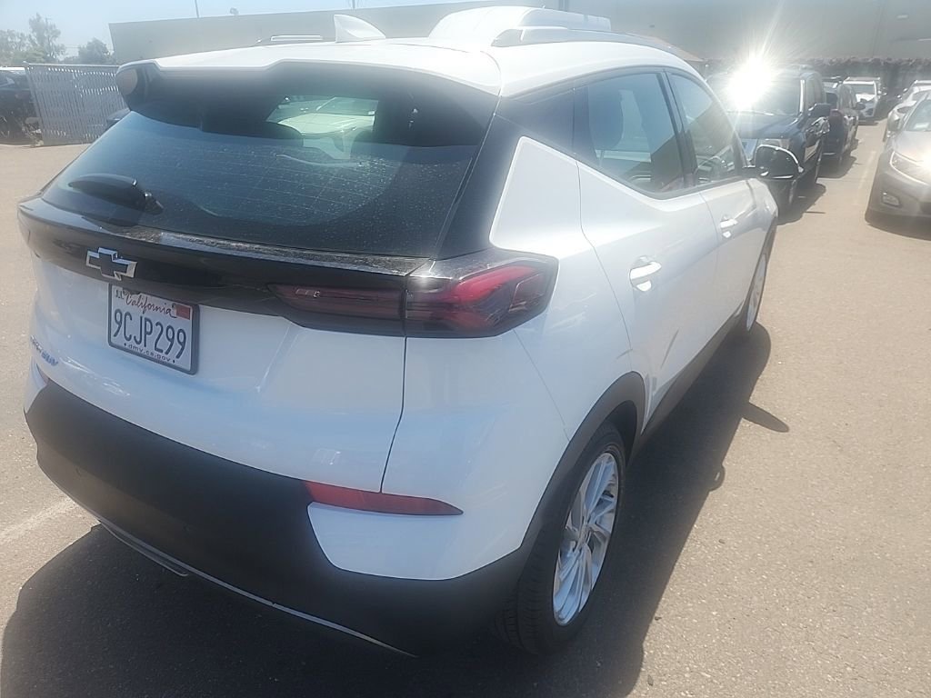 Used 2022 Chevrolet Bolt EUV LT w/ Driver Confidence Package FWD image 12